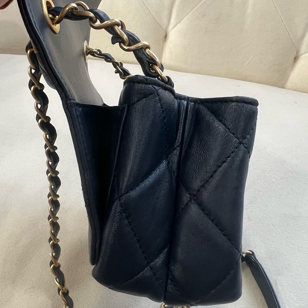 Chanel Navy Blue Diamond Lock Crossbody Flap Bag - Picture 12 of 12